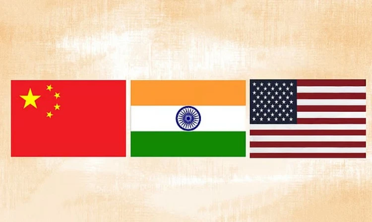 ট্রাম্পের রাশিয়া-বিরোধী নতুন নিষেধাজ্ঞার হুমকি, ভারতকে শাস্তি—চীনের ব্যাপারে নরম অবস্থান